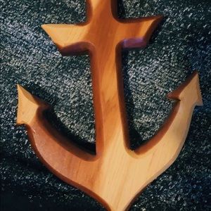 Cute wall decor, possibly moving, need done ASAP!